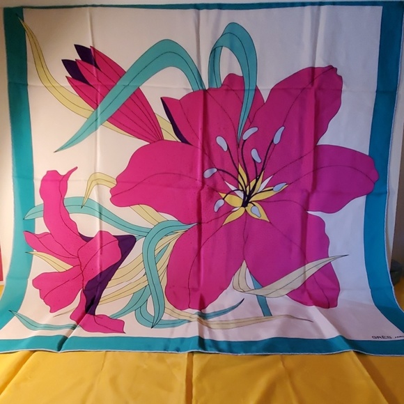 Gres Paris Accessories - ‼LAST CALL‼🥳HOST PICK 10/22 Gres Paris silk scarf